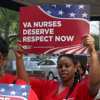 VA RNs demonstrate for their rights